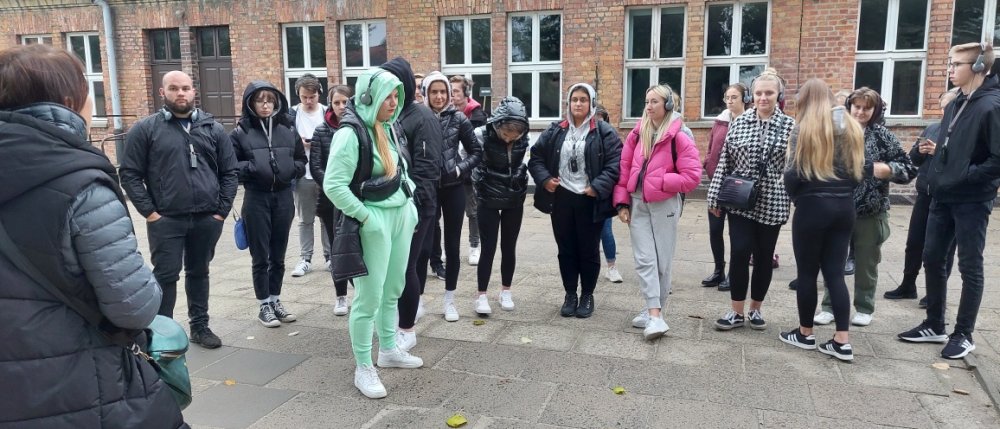 Uczniowie Budowlanki zwiedzali były niemiecki nazistowski obóz Auschwitz-Birkenau