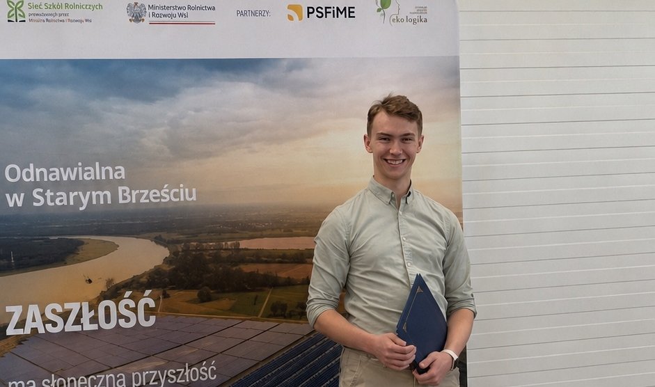 Sukces naszego ucznia w finale I Ogólnopolskiego Konkursu Wiedzy o Odnawialnych Źródłach Energii
