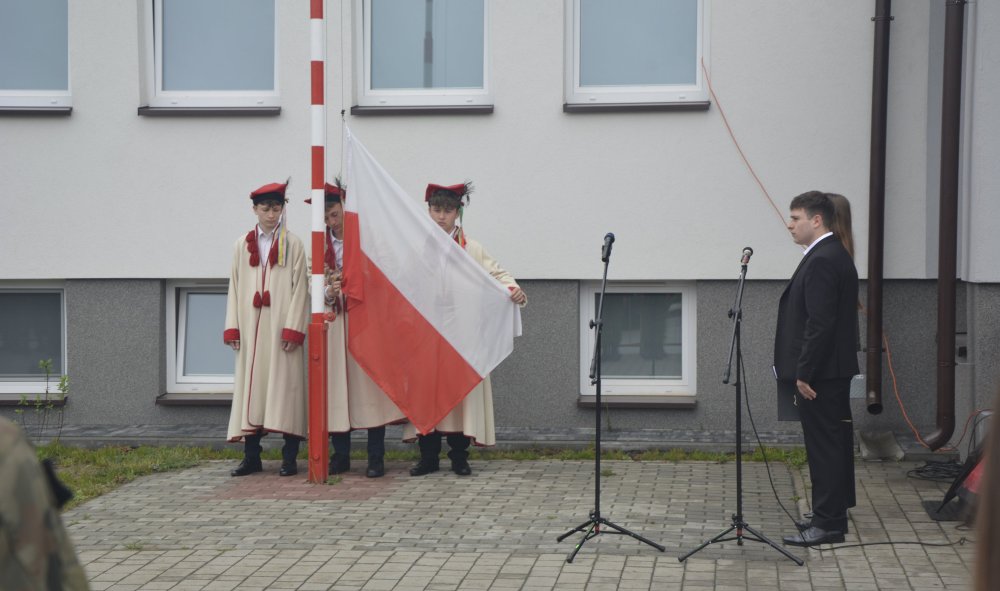 Pożegnanie Maturzystów oraz Obchody Święta Patrona Szkoły w Zespole Szkół Nr 2 w Stalowej Woli
