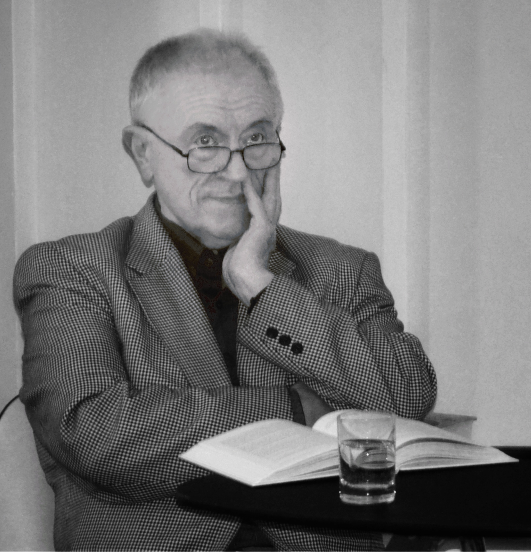 Profesor Marian Marek Drozdowski